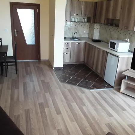 Family بيت ضيافة بايالا