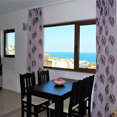 بيت ضيافة Family