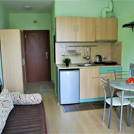 بيت ضيافة Family بايالا