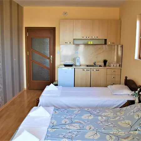 Family 2* بايالا