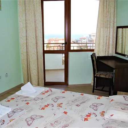 Family بيت ضيافة 2*